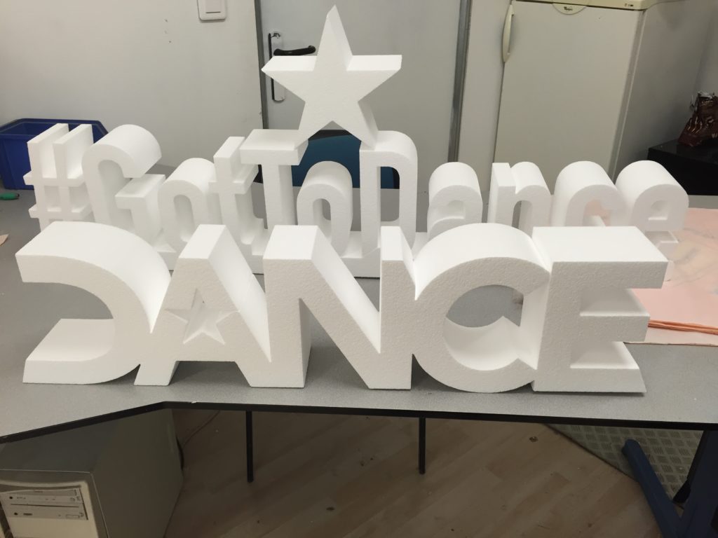 realisation lettre en polystyrene