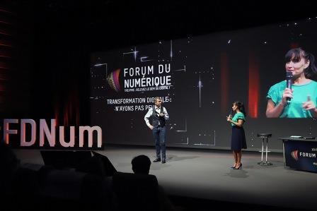 logo polystyrene pour FNUM par Polydecoup